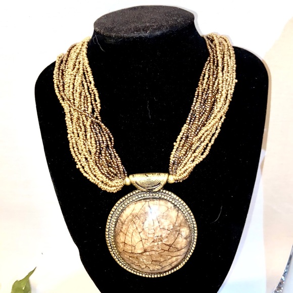 Chunky bronze colored necklace - Picture 2 of 4